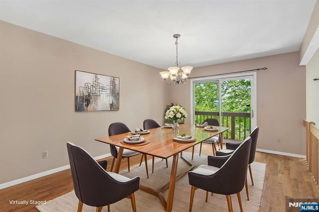 33 Cedarwood Terrace, Woodland Park, NJ 07424
