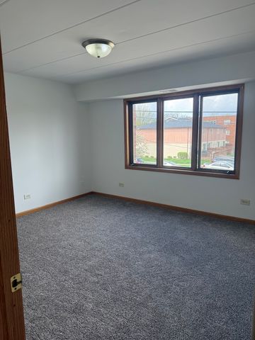 5627 107th Street 2E, Chicago Ridge, IL 60415