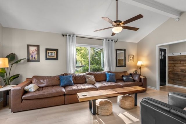 504 Lookout Dr, Columbia, TN 38401