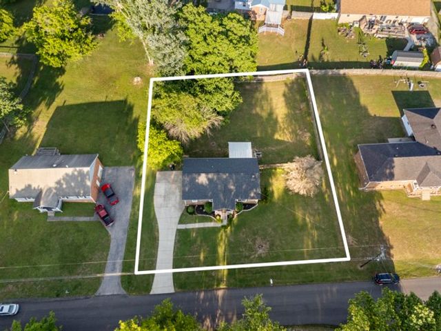 504 Lookout Dr, Columbia, TN 38401
