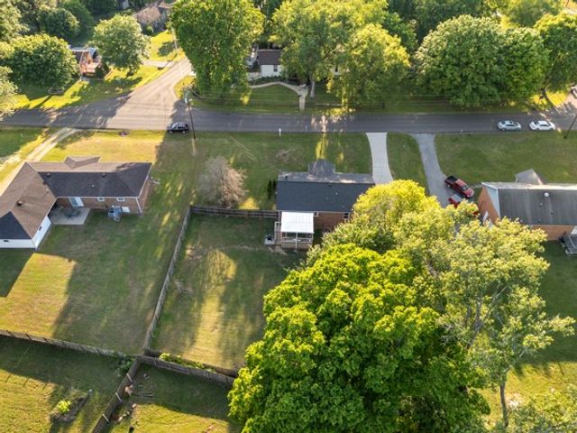 504 Lookout Dr, Columbia, TN 38401