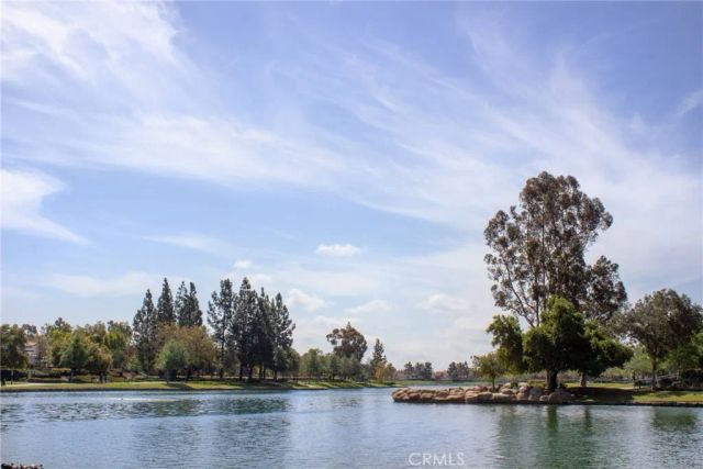 89 Calle De Felicidad, Rancho Santa Margarita, CA 92688