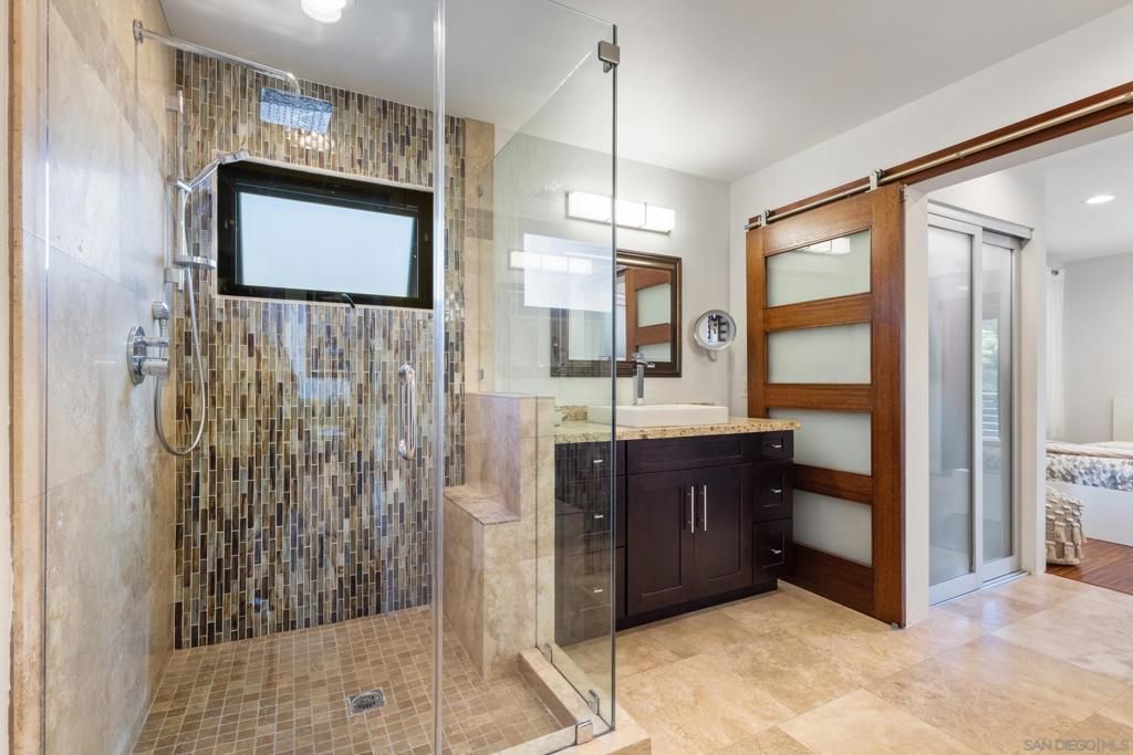 Image 35 of property listing at 2709 Unicornio Street, Carlsbad, CA 92009