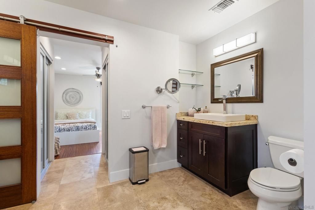 Image 36 of property listing at 2709 Unicornio Street, Carlsbad, CA 92009