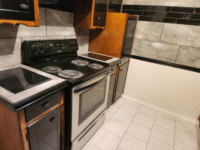 5820 Blackmore Avenue, Fort Worth, TX 76107