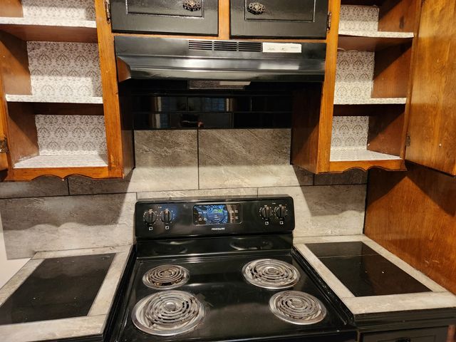 5820 Blackmore Avenue, Fort Worth, TX 76107