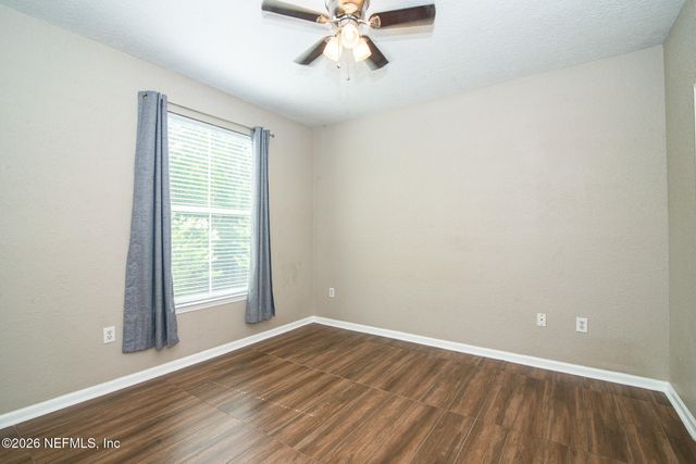 8539 GATE Parkway 424, Jacksonville, FL 32216