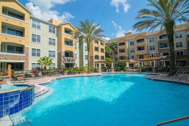 8539 GATE Parkway 424, Jacksonville, FL 32216