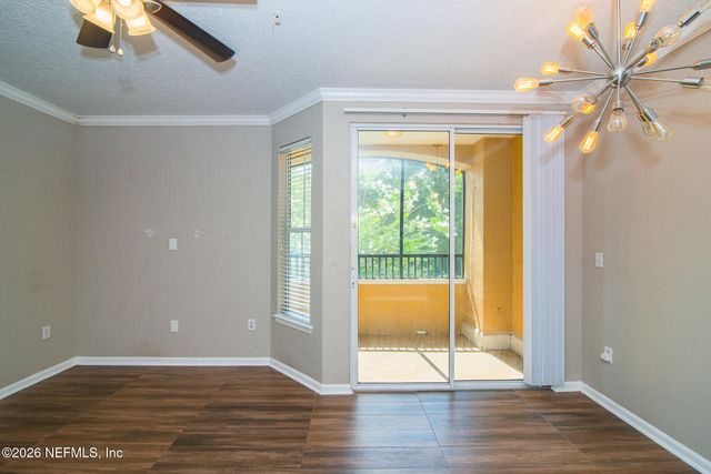 8539 GATE Parkway 424, Jacksonville, FL 32216