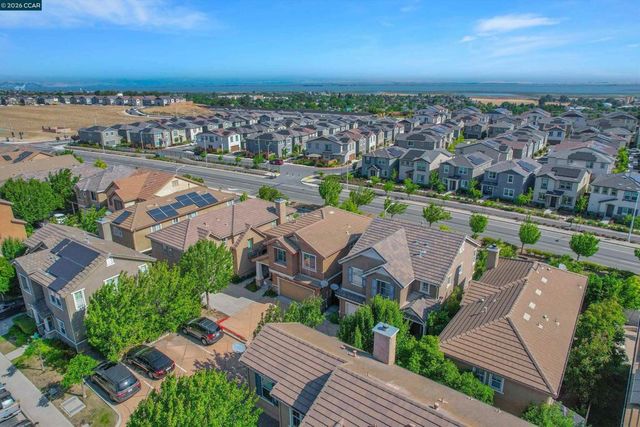 277 Kapalua Bay Cir, Pittsburg, CA 94565