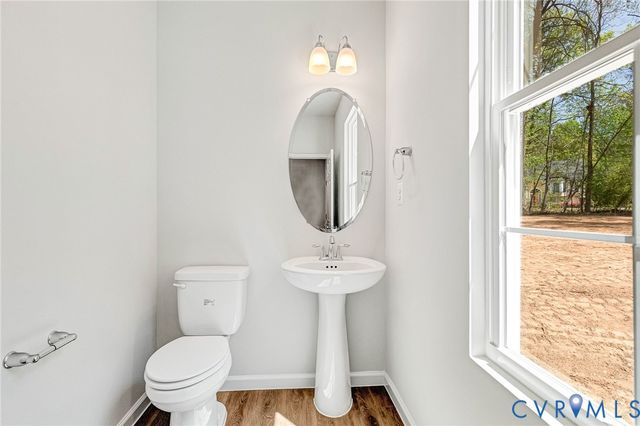 93 Albertson Ct, Ruther Glen, VA 22546