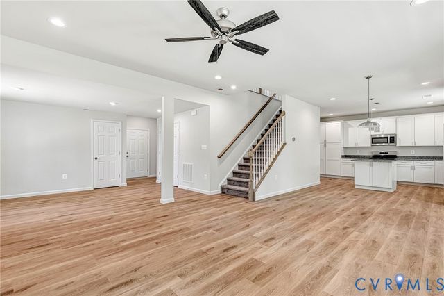93 Albertson Ct, Ruther Glen, VA 22546