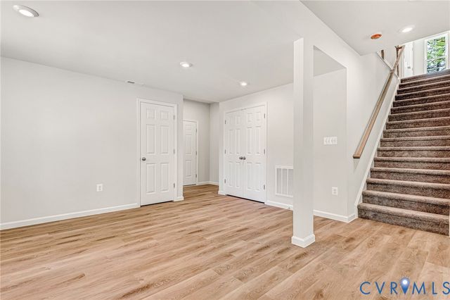 93 Albertson Ct, Ruther Glen, VA 22546
