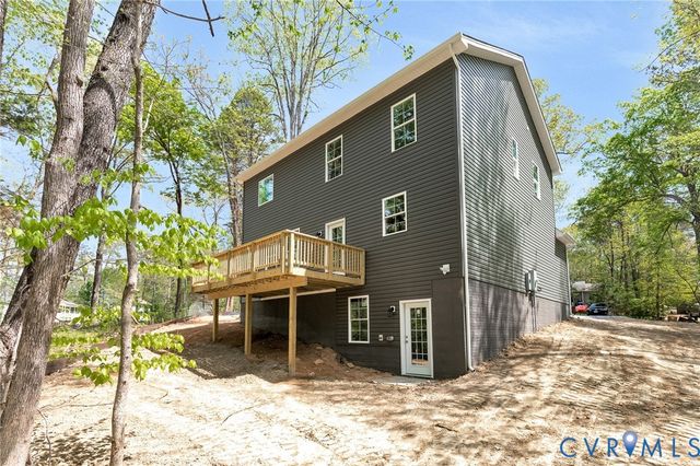 93 Albertson Ct, Ruther Glen, VA 22546