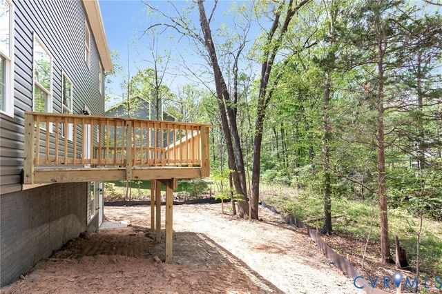 93 Albertson Ct, Ruther Glen, VA 22546