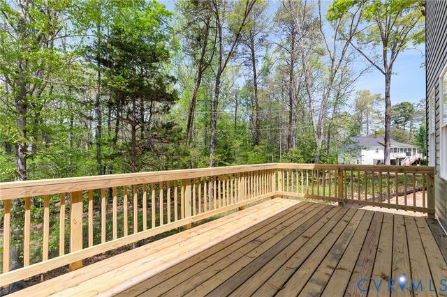 93 Albertson Ct, Ruther Glen, VA 22546