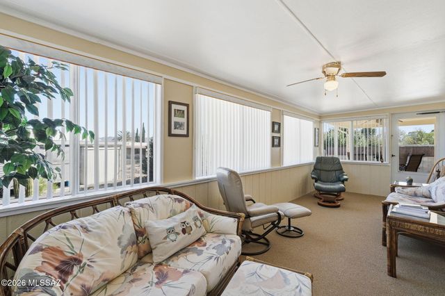 267 W Tuna Drive, Green Valley, AZ 85614