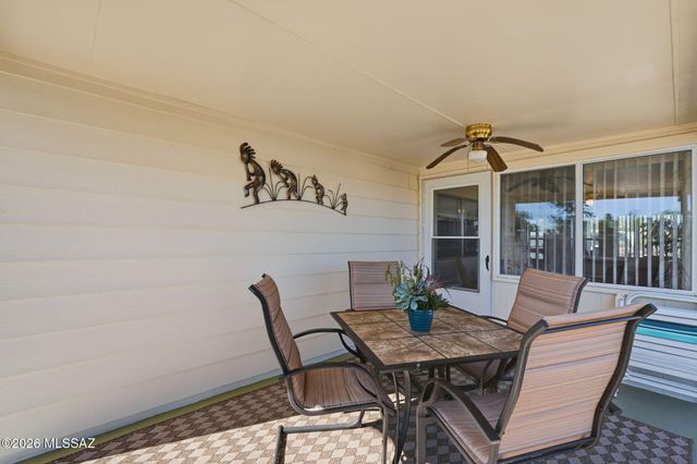 267 W Tuna Drive, Green Valley, AZ 85614