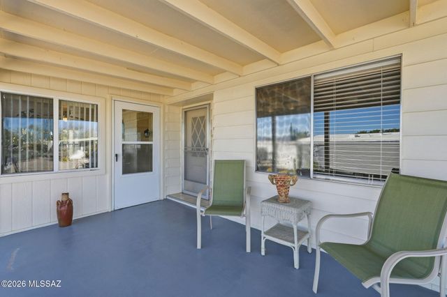 267 W Tuna Drive, Green Valley, AZ 85614