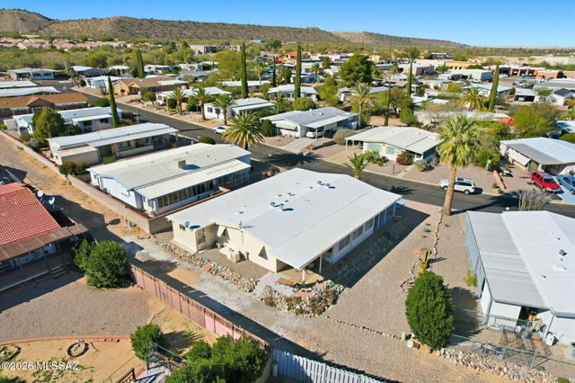 267 W Tuna Drive, Green Valley, AZ 85614