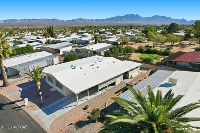267 W Tuna Drive, Green Valley, AZ 85614