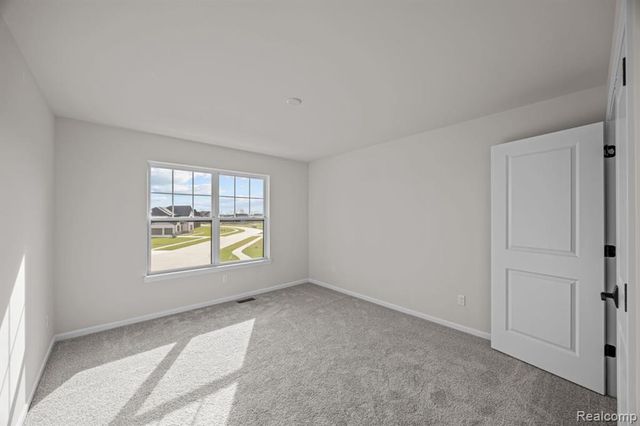 61904 Hevel Lane, Washington, MI 48094
