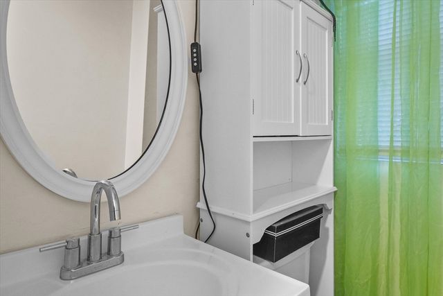 364 Lawrence St, Lawrence, MA 01841