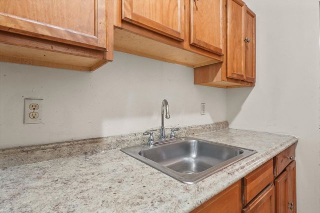 364 Lawrence St, Lawrence, MA 01841