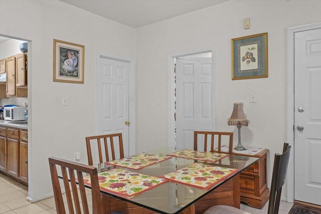 364 Lawrence St, Lawrence, MA 01841