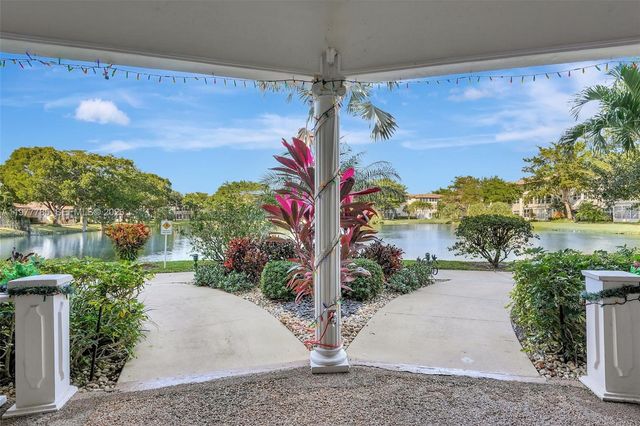 5003 NW 35th Street 408, Lauderdale Lakes, FL 33319