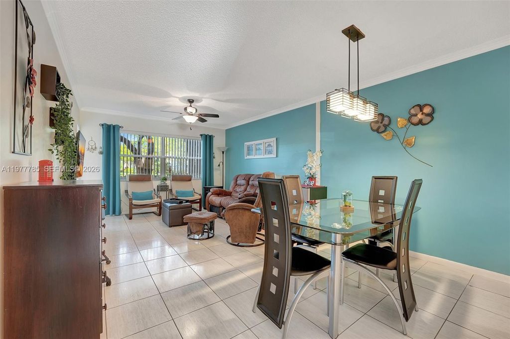 5003 NW 35th Street 408, Lauderdale Lakes, FL 33319