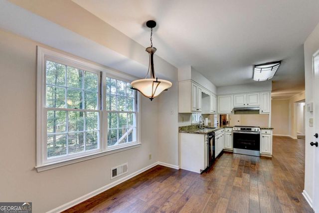 478 Dorsey Circle SW, Lilburn, GA 30047