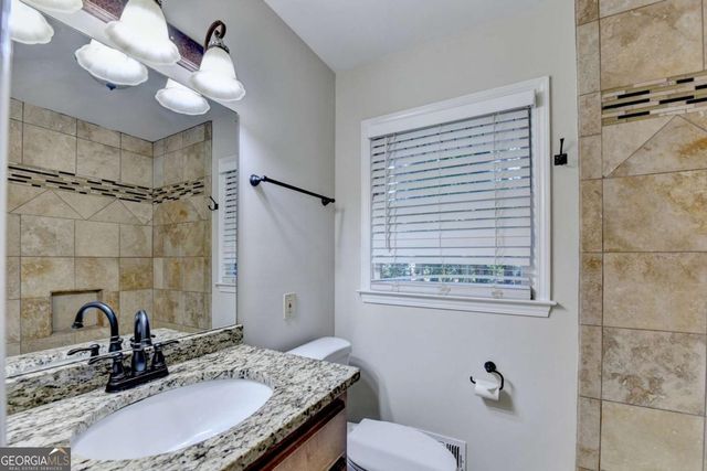 478 Dorsey Circle SW, Lilburn, GA 30047