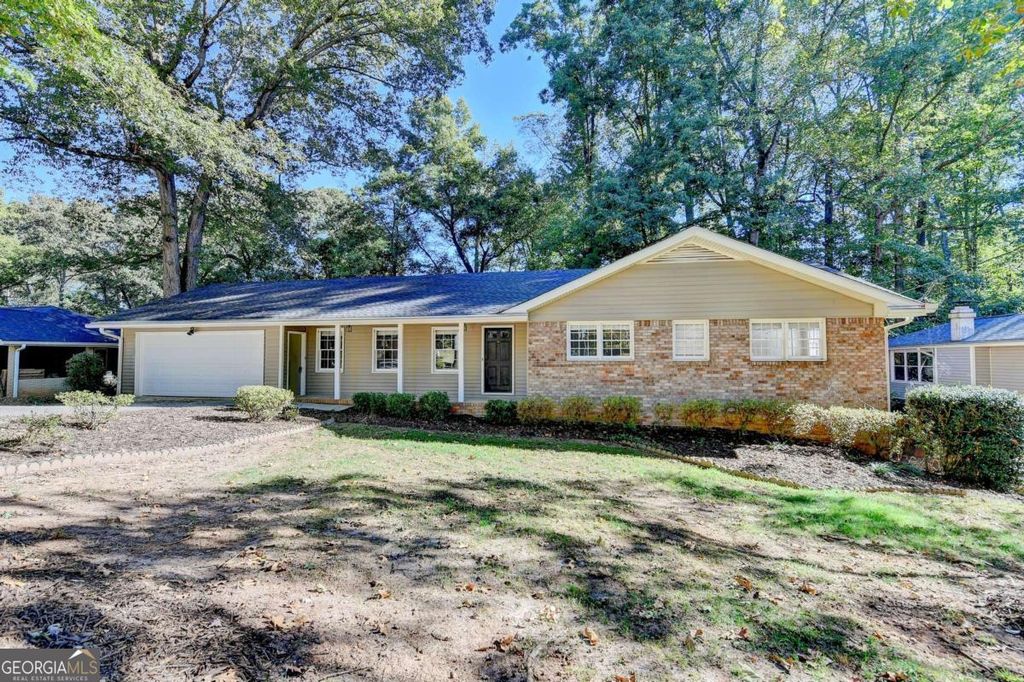 478 Dorsey Circle SW, Lilburn, GA 30047