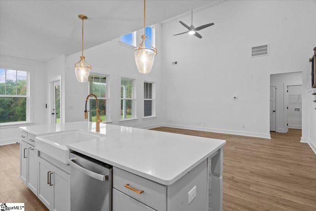 524 Winstone Trail, Woodruff, SC 29388