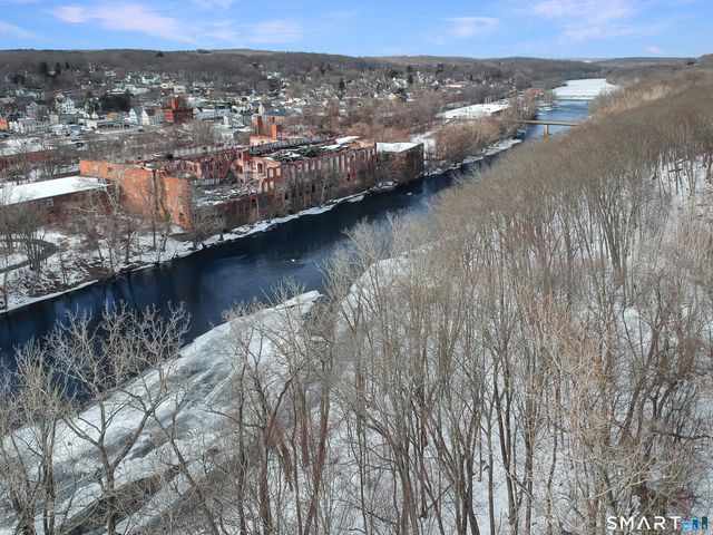 296 Hamilton Avenue 30, Norwich, CT 06360