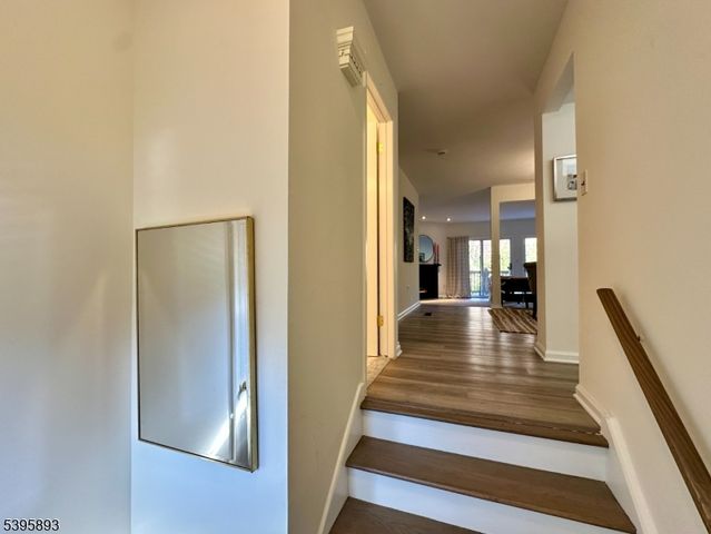 44 Canterbury Ln, New Milford Boro, NJ 07646