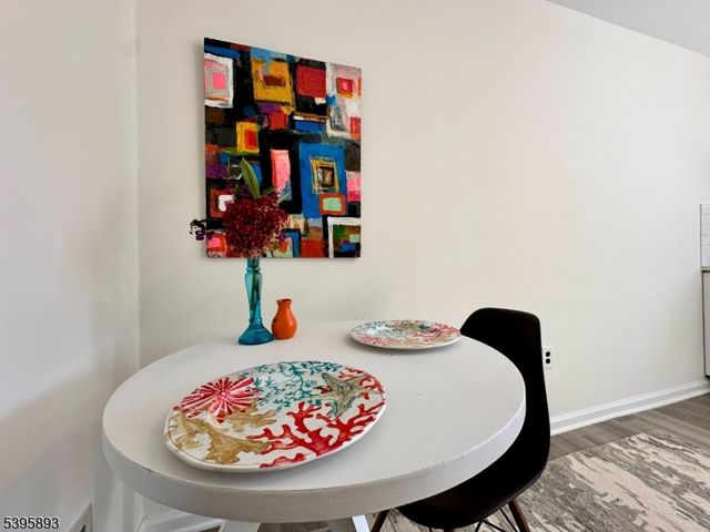 44 Canterbury Ln, New Milford Boro, NJ 07646