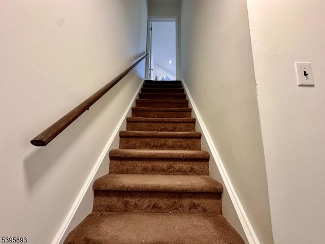 44 Canterbury Ln, New Milford Boro, NJ 07646