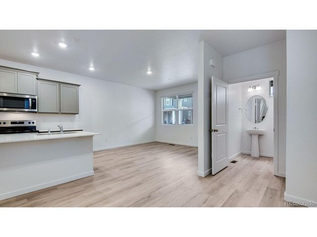 4676 Combine Ln, Johnstown, CO 80534