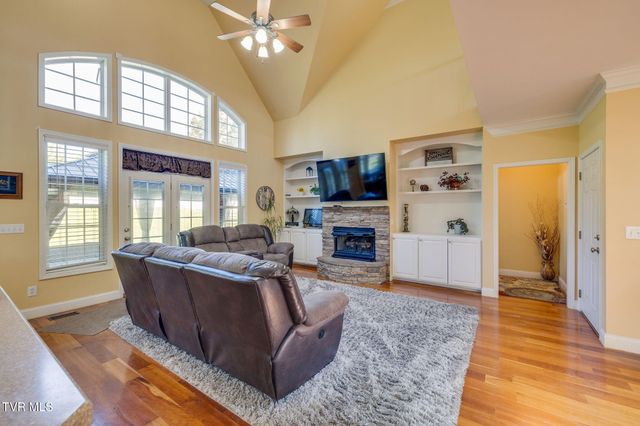 1238 Fordtown Road, Jonesborough, TN 37659