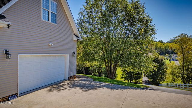 1238 Fordtown Road, Jonesborough, TN 37659