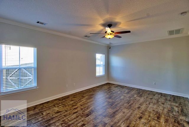 326 Fairview Circle, Hinesville, GA 31313