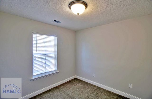 326 Fairview Circle, Hinesville, GA 31313