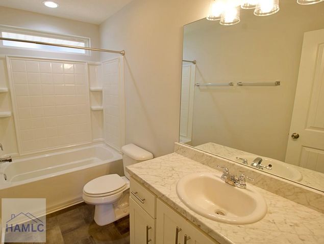 326 Fairview Circle, Hinesville, GA 31313