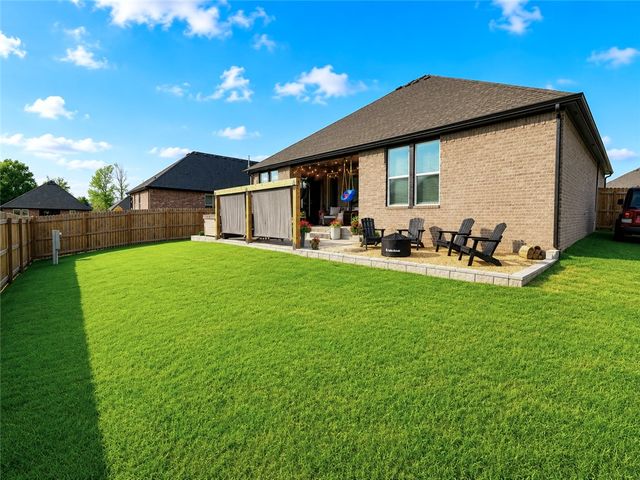 431 Snow Bend, Farmington, AR 72730