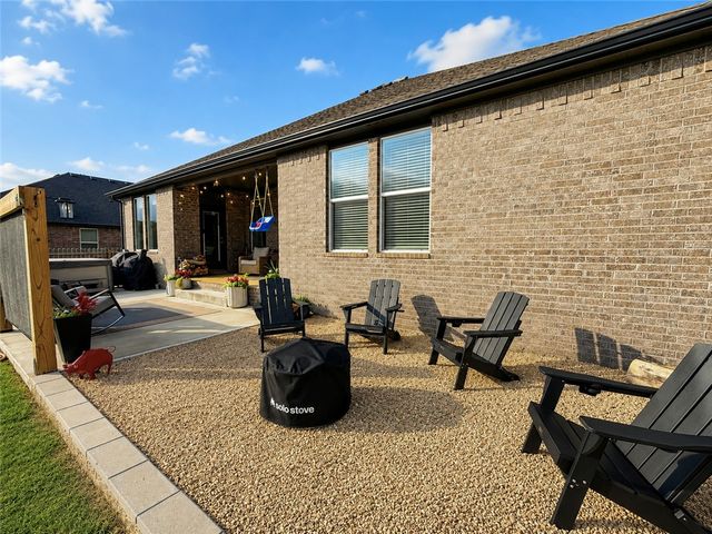 431 Snow Bend, Farmington, AR 72730