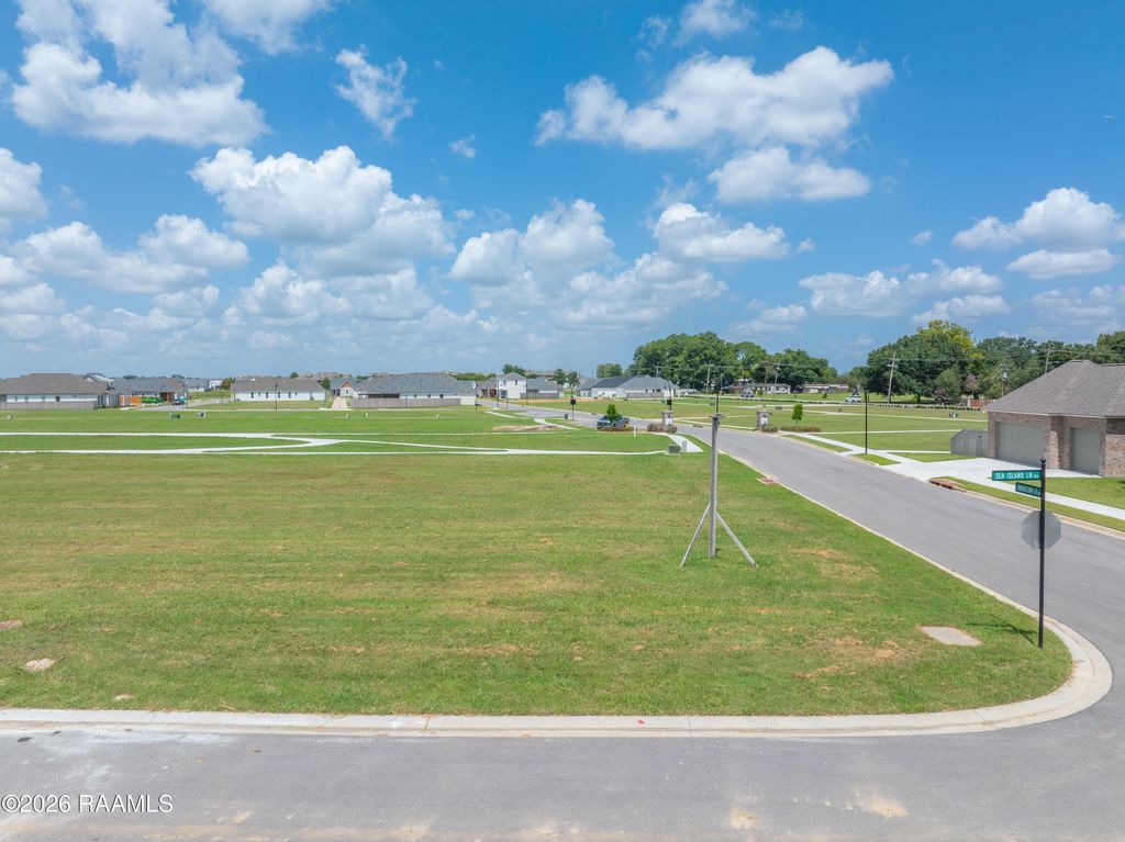 200 Sea Island Lane, Youngsville, LA 70592