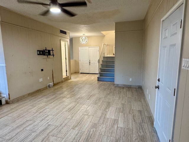 2460 CARDIGAN DR, Memphis, TN 38119