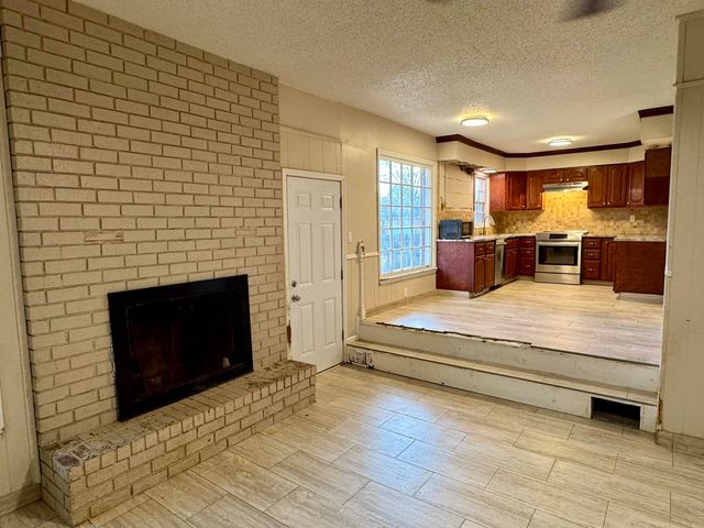 2460 CARDIGAN DR, Memphis, TN 38119